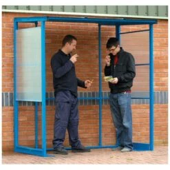 Compact Smoking Shelter